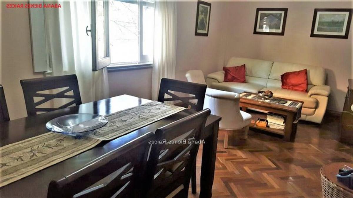 3 bedrooms Apartment in Montevideo, Uruguay No. 1765