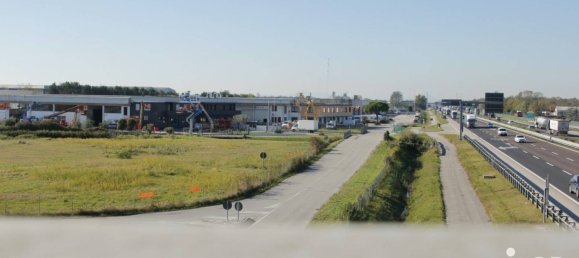 24000m² Warehouse in Pianiga, Italy No. 223250 8