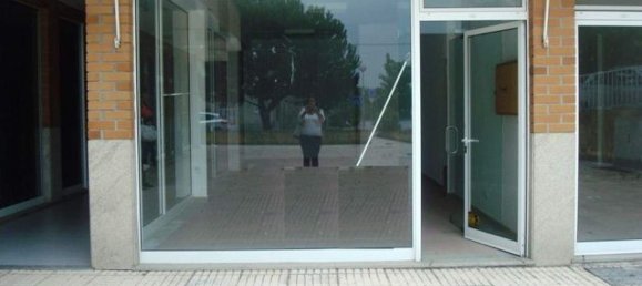 Gewerbliche Immobilie in Viana do Castelo, Portugal 40m², Nr. 93786 5