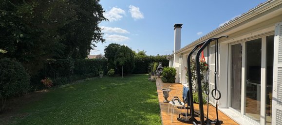 4 bedrooms House in Saint-Nom-la-Breteche, France No. 347371 3