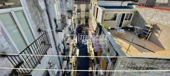 2 bedrooms Apartment in Naples, Italy No. 263130 15