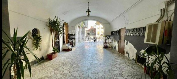 2 bedrooms Apartment in Naples, Italy No. 263130 14