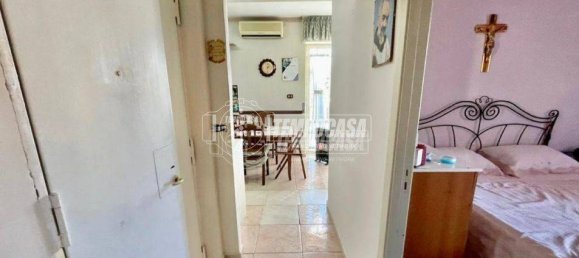 2 bedrooms Apartment in Naples, Italy No. 263130 9