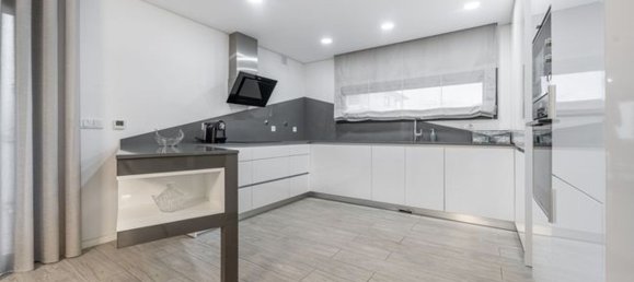 3 bedrooms House in Brito, Portugal No. 187270 21