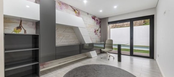 3 bedrooms House in Brito, Portugal No. 187270 12