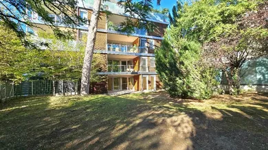 4-salle Appartement à Hietzing, Austria No. 230070