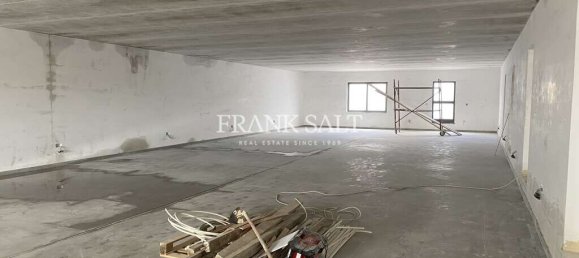 Lagerhaus in Birkirkara, Malta, Nr. 13171 2