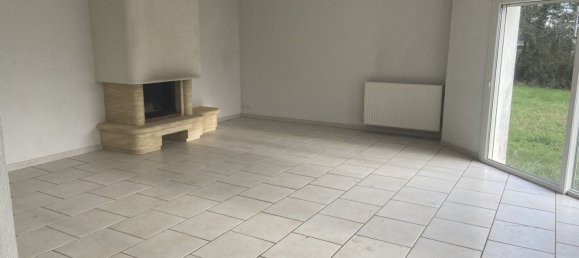 3 chambres Maison à Vierzon, France No. 71345 5