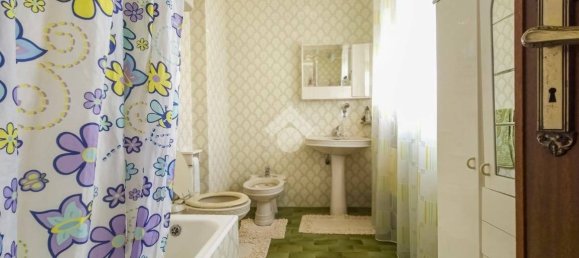 2 bedrooms Apartment in Manfredonia, Italy No. 302315 7