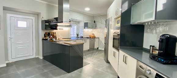 3 chambres Maison à Loures, Portugal No. 55141 4