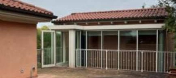 2 bedrooms Villa in Rimini, Italy No. 330518 3