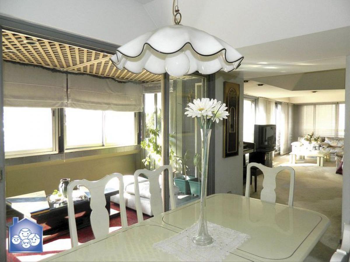 4 bedrooms Apartment in Buenos Aires, Argentina No. 99146