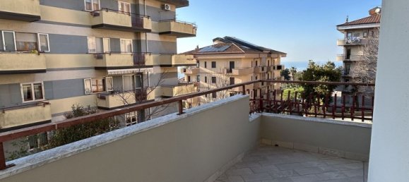 Квартира с 4 комнатами в Вибо Валентия, Италия № 39187 34