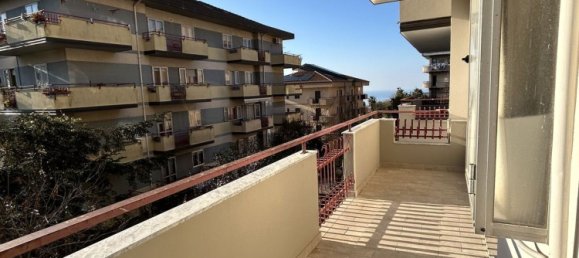 Квартира с 4 комнатами в Вибо Валентия, Италия № 39187 11