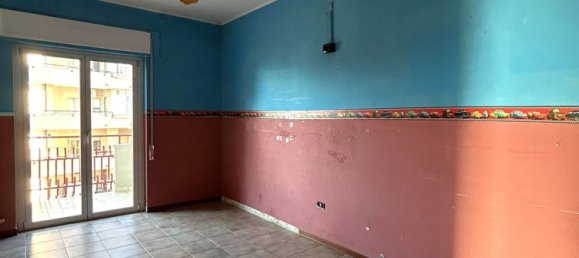 Квартира с 4 комнатами в Вибо Валентия, Италия № 39187 37