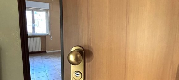 Квартира с 4 комнатами в Вибо Валентия, Италия № 39187 49