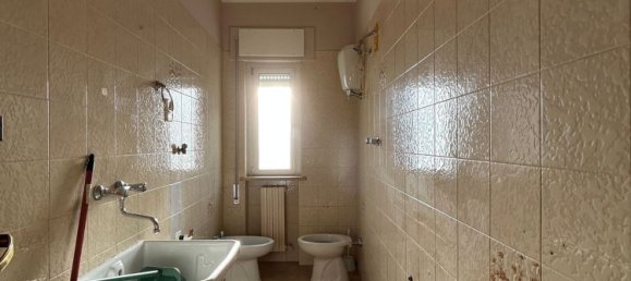 Квартира с 4 комнатами в Вибо Валентия, Италия № 39187 25