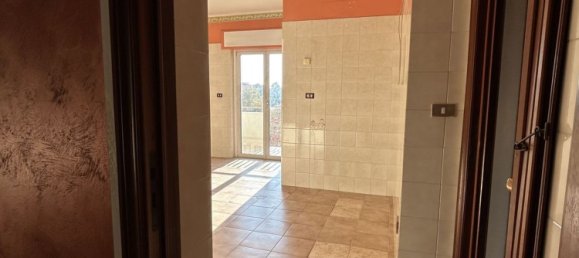 Квартира с 4 комнатами в Вибо Валентия, Италия № 39187 16