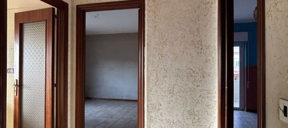 Квартира с 4 комнатами в Вибо Валентия, Италия № 39187 28