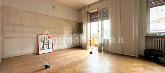 Квартира с 2 спальнями в Новара, Италия № 137818 23