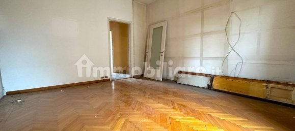 Квартира с 2 спальнями в Новара, Италия № 137818 10