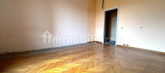 Квартира с 2 спальнями в Новара, Италия № 137818 9