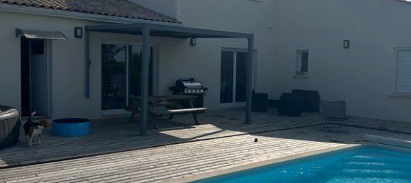 3 bedrooms House in Charente, France No. 335935 3