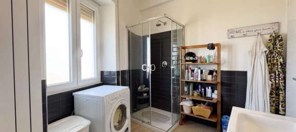 3 rooms Apartment in Rome, Italy No. 191641 16