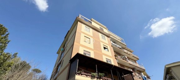 3 rooms Apartment in Rome, Italy No. 191641 19