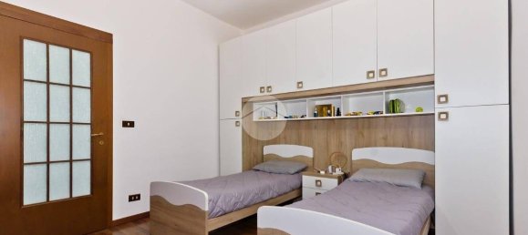 2 Schlafzimmer Wohnung in Chieri, Italy, Nr. 259800 10