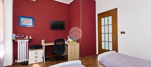 2 Schlafzimmer Wohnung in Chieri, Italy, Nr. 259800 11