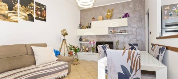 2 Schlafzimmer Wohnung in Chieri, Italy, Nr. 259800 2