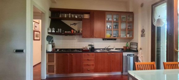 7 bedrooms House in Jesi, Italy No. 371961 6