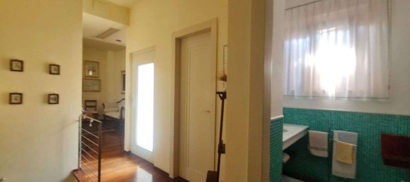 7 bedrooms House in Jesi, Italy No. 371961 9