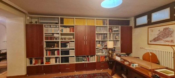 7 bedrooms House in Jesi, Italy No. 371961 40