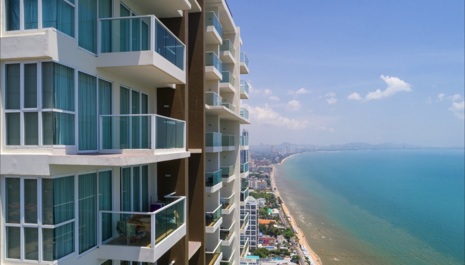 Condominio de 3 dormitorios en Cetus Beachfront Pattaya, Thailand No. 32896