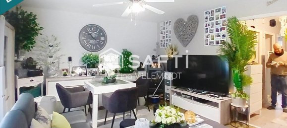 2 chambres Appartement à Charleville-Mézières, France No. 56216 5