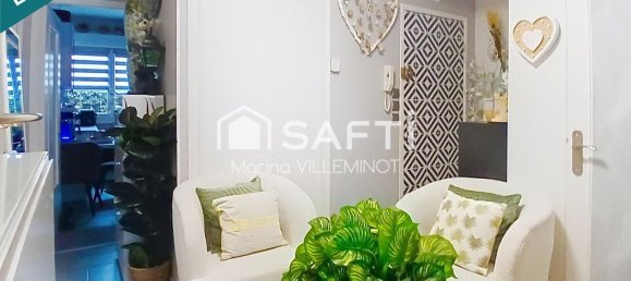 2 chambres Appartement à Charleville-Mézières, France No. 56216 3