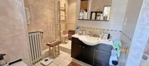 4 bedrooms House in Gisors, France No. 354506 5