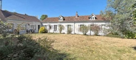 4 bedrooms House in Gisors, France No. 354506 2