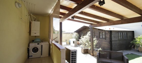 3 bedrooms Villa in Assemini, Italy No. 343396 11