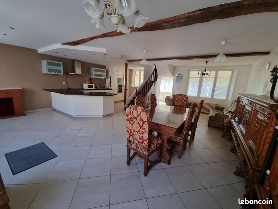 5 Schlafzimmer Haus in Lorris, France, Nr. 233658