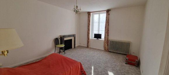 5 Schlafzimmer Haus in Lorris, France, Nr. 233658 8