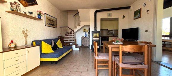 3 bedrooms Apartment in Comacchio, Italy No. 310064 10