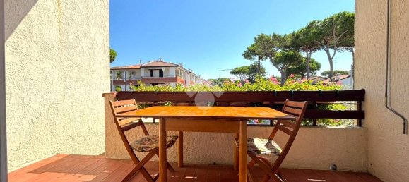 3 bedrooms Apartment in Comacchio, Italy No. 310064 2