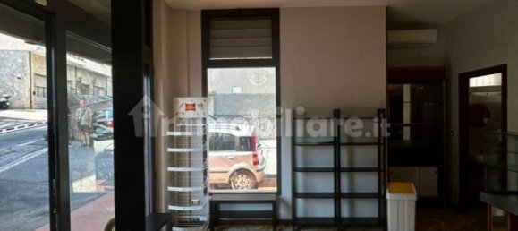 Propiedad comercial de 3 habitaciónes en Genoa, Italy No. 262499 4