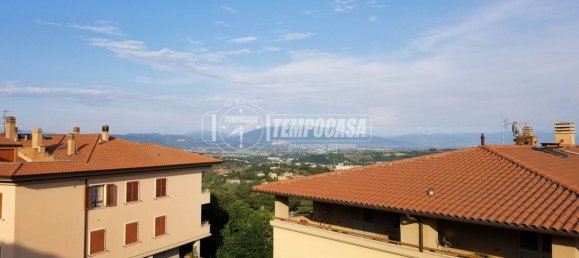 Дуплекс с 4 спальнями в Перуджа, Италия № 324081 2