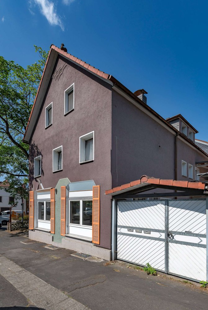 Bâtiment à Wiesbaden, Germany 160m² No. 366968