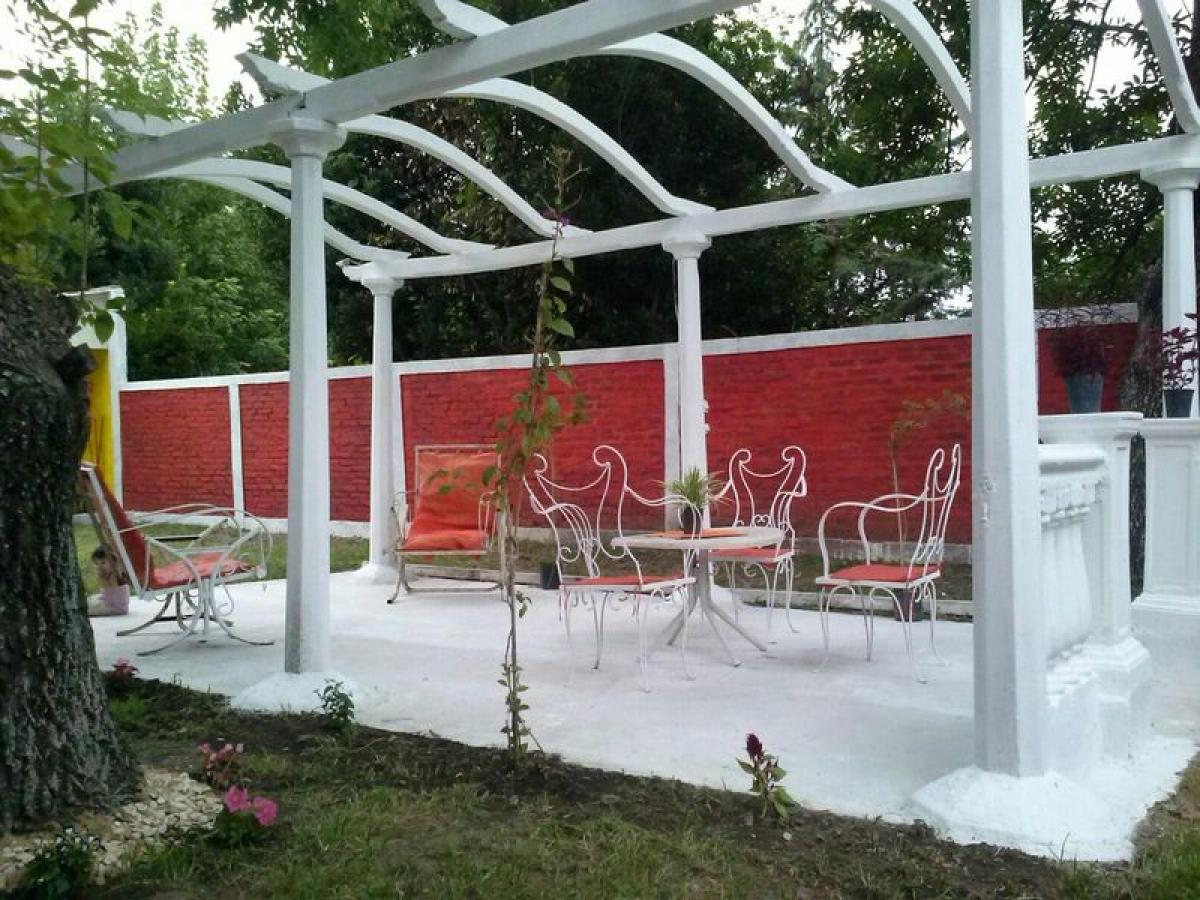 2 bedrooms House in Moron, Argentina No. 90912