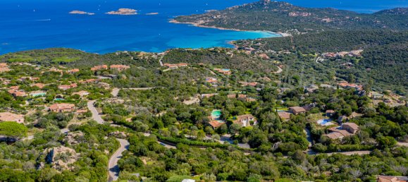 6 bedrooms Villa in Arzachena, Italy No. 64887 4